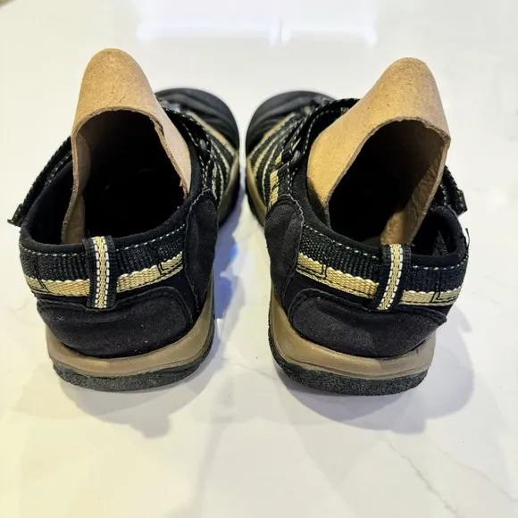 KEEN 9212-BKSG Newport H2 Waterproof Sport Outdoor Bungee Sandals KIDS US Size 5