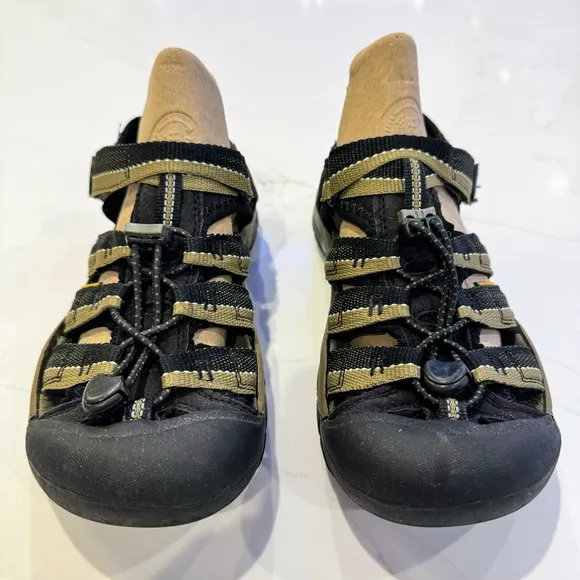 KEEN 9212-BKSG Newport H2 Waterproof Sport Outdoor Bungee Sandals KIDS US Size 5