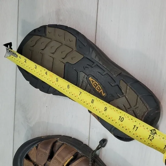 Keen Mens Newport Fisherman Outdoor Hiking Comfort Sandals sz 11