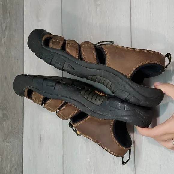 Keen Mens Newport Fisherman Outdoor Hiking Comfort Sandals sz 11