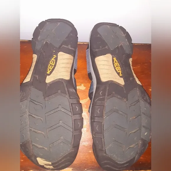 Keen Men’s Newport H2 Sandals Size 11