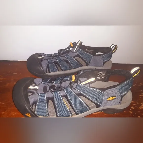 Keen Men’s Newport H2 Sandals Size 11