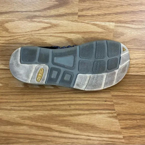 Keen Men's Uneek Water Sandal 9.5 Bungee Strap Dark Blue Outdoor Sport Sandals
