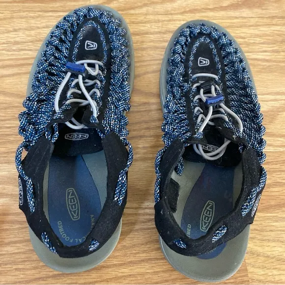 Keen Men's Uneek Water Sandal 9.5 Bungee Strap Dark Blue Outdoor Sport Sandals