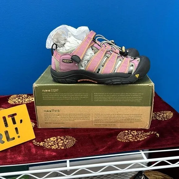 Keen pink Newport H2 outdoor sandals