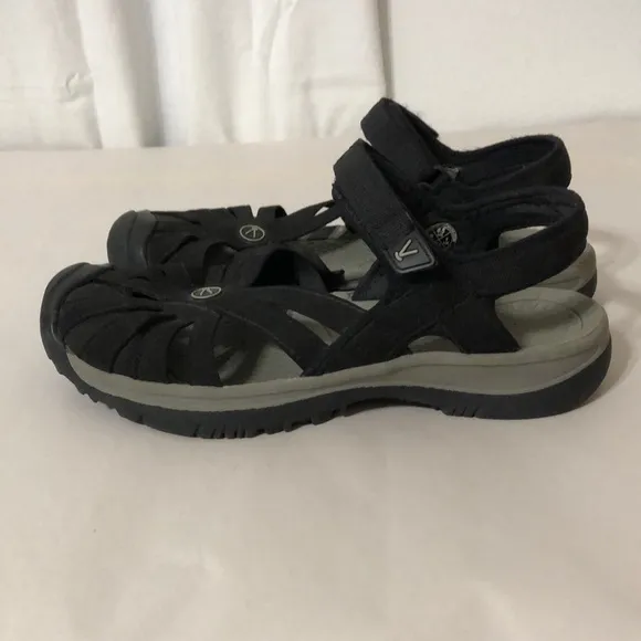 Keen Rose Black Outdoor Hiking Trail Sporty Sandals Size 8.5
