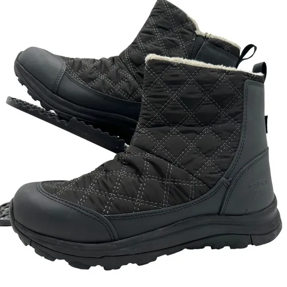 Keen Terradora II Wintry Womens 10 Winter Snow Boots Lined Waterproof Pull On