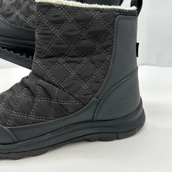 Keen Terradora II Wintry Womens 10 Winter Snow Boots Lined Waterproof Pull On
