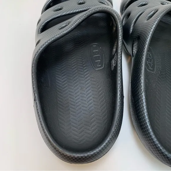 Keen Yogui Art Clog Slip On Shoes Men’s 13 Graphite Outdoor