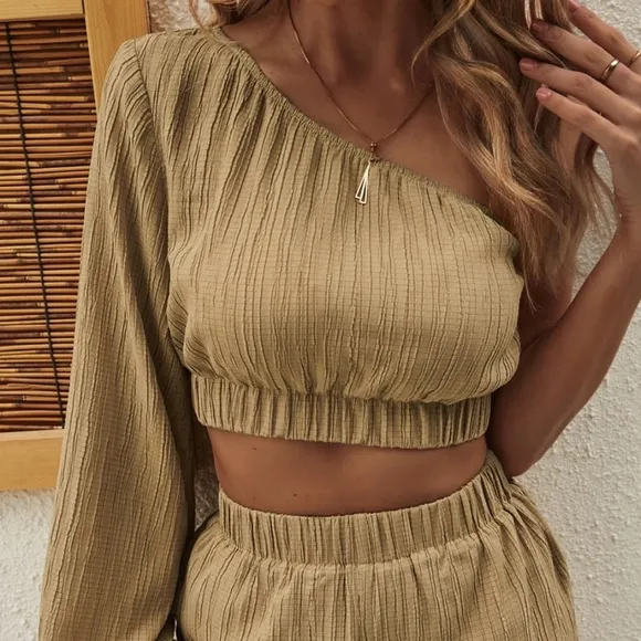 Khaki One-Shoulder Shorts Set