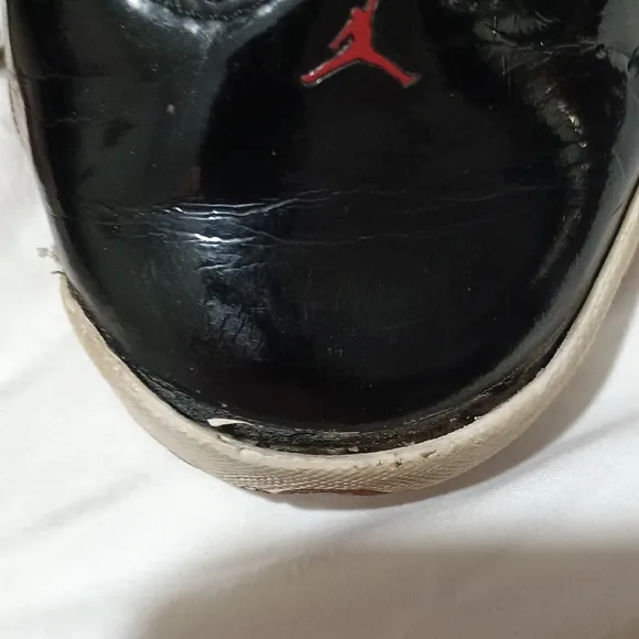 Kids Black and Red Basketball Shoes