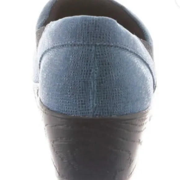KLOGS/ Women's Klogs by Portland Clog / Nursing Work Shoes/ size 7.5
