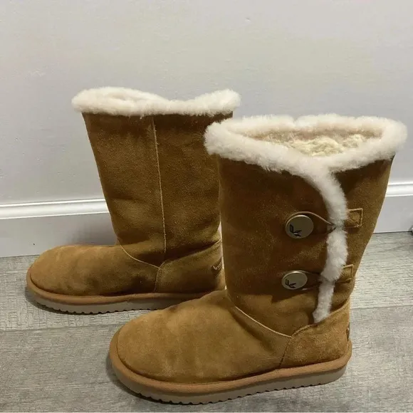 Koolaburra By Ugg Kinslei Tall Boot Size 6