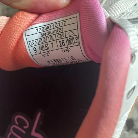 Ladies Running Shoes
