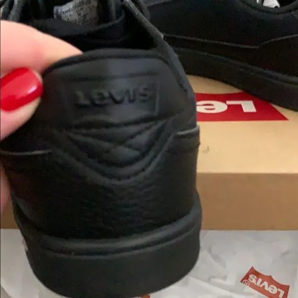 Levi’s black color shoes 👟Final deal🇺🇸