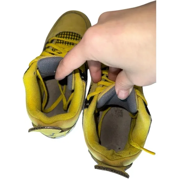 Little Boys Nike Air Jordan 4 GS Yellow/Gray “Midnight Lighting” Sneakers - 1Y