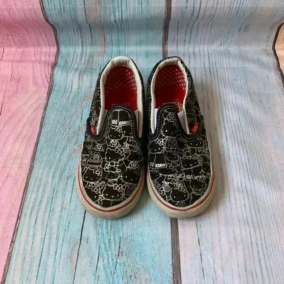 Little girls shoes size 10-11