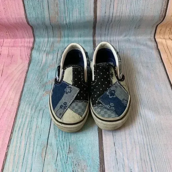 Little girls shoes size 10-11