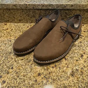 Meindl Men’s German Nubuk Leather Side Tie Walking Shoes Men’s 13 “For Actives”