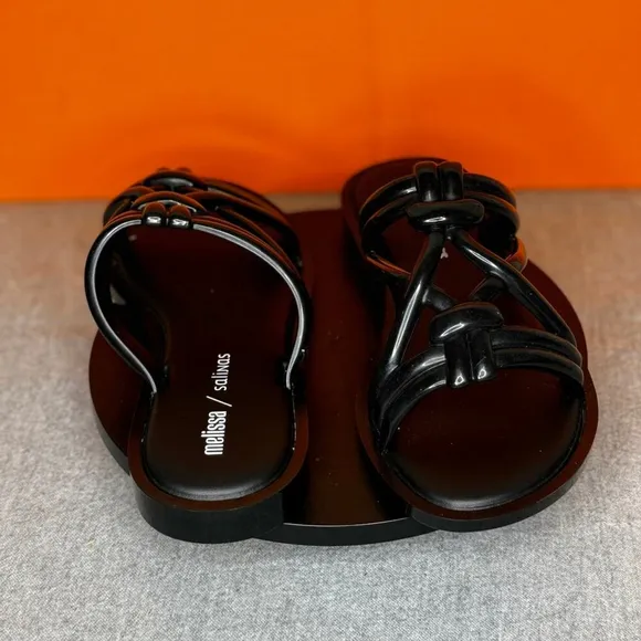 MELISSA   SALINAS Vegan Wave Slide Black Jelly Knott Size 6