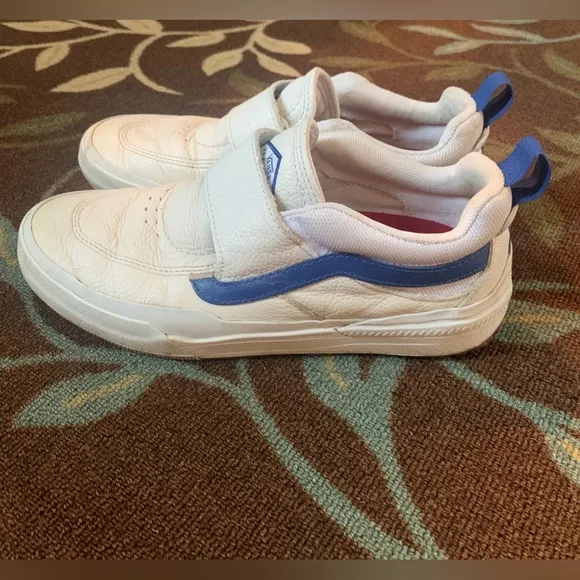Mens 7.5 Vans Kyle Walker Pro 2 White and Blue Slip On  (Women’s size 9).