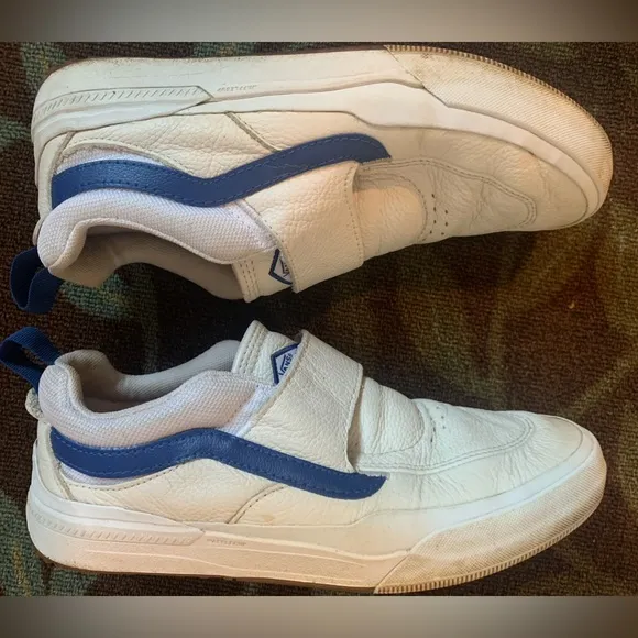 Mens 7.5 Vans Kyle Walker Pro 2 White and Blue Slip On  (Women’s size 9).
