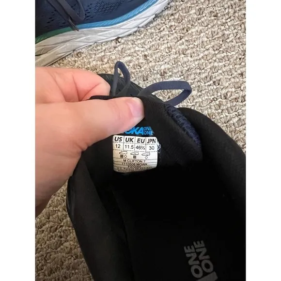Mens Hoka Clifton 7 shoes