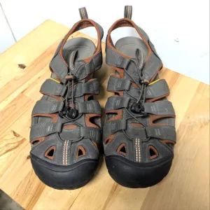 Men's Keen Clearwater CNX Gray Outdoor Water Sandals 13 Lightweight