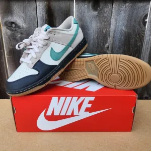 MENS NIKE DUNK LOW_LT OREWOOD BRN/BICOASTAL-CREAM II-BLACK