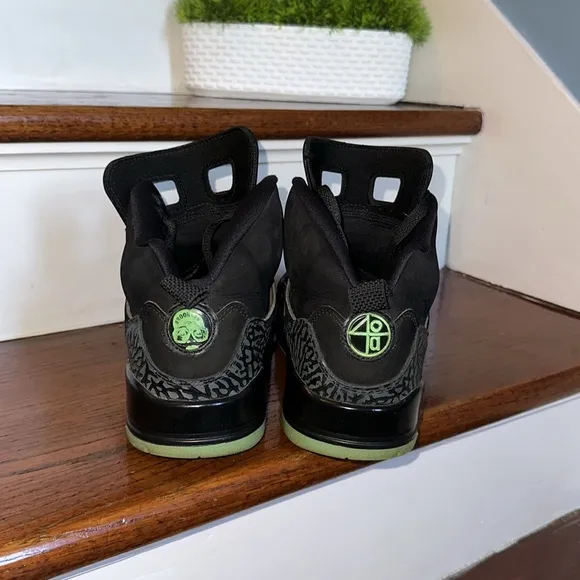 Men’s Nike Jordan Spizike 'Green Glow' Black Glow In The Dark Shoes Size 9