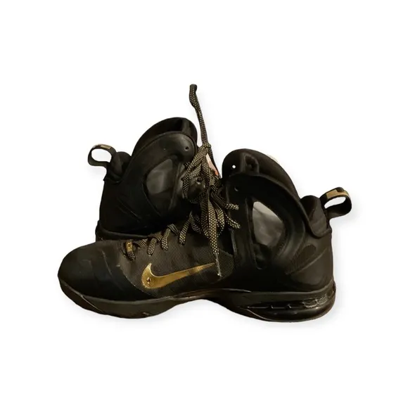 Men’s Nike LeBron 9 P.S. Elite Away 2012 basketball‎ shoes, size 10.5