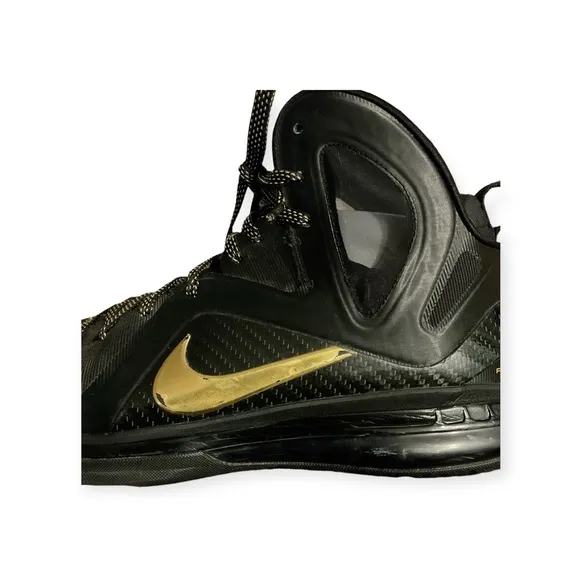 Men’s Nike LeBron 9 P.S. Elite Away 2012 basketball‎ shoes, size 10.5