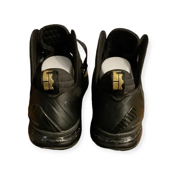 Men’s Nike LeBron 9 P.S. Elite Away 2012 basketball‎ shoes, size 10.5