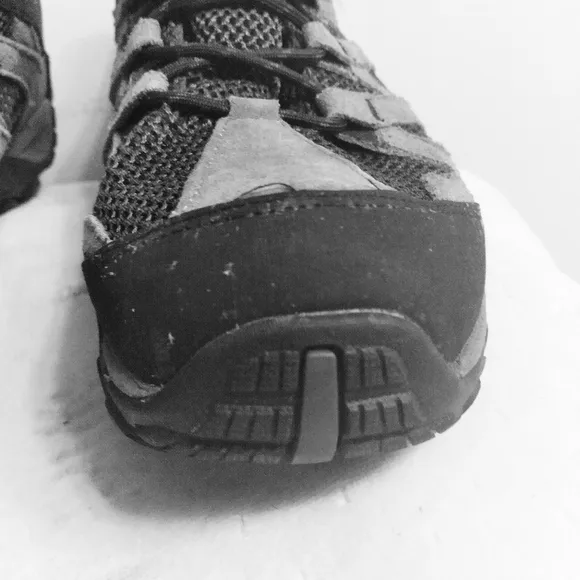 Merrell Men's Gray and Black Hiking Shoes J84279W Size 11 W