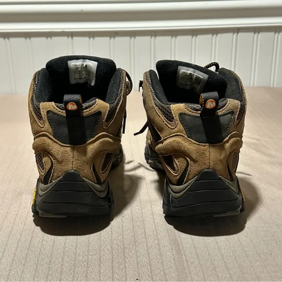 Merrell Men's Moab 2 Mid Waterproof Hiking Boot, Color Earth / Brown, US Size 8
