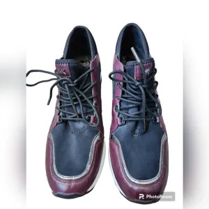 Michael Kors Wedge Trainer Mesh Sneakers Maroon Navy Size 9.5M.