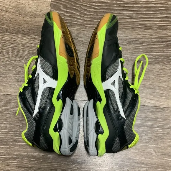 Mizuno Wave Bolt 3 Shoes
