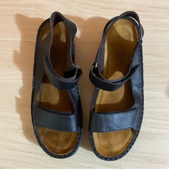 Naot Karenna Walking Sandals Black Matte Leather Comfort Outdoor Adjustable