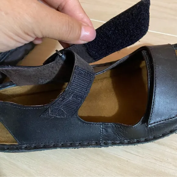 Naot Karenna Walking Sandals Black Matte Leather Comfort Outdoor Adjustable