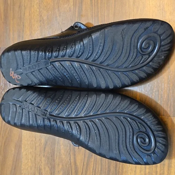 Naot Kirei Black Mary Jane Shoes
