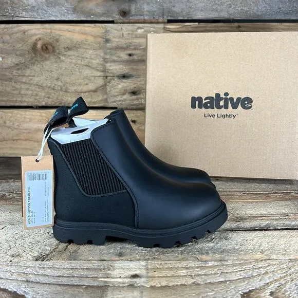 Native Kensington Treklite - Jiffy Black - C8 - New in box