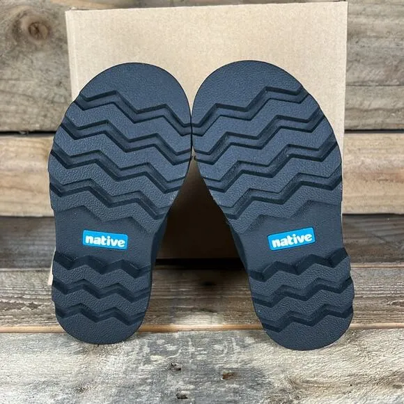Native Kensington Treklite - Jiffy Black - C8 - New in box