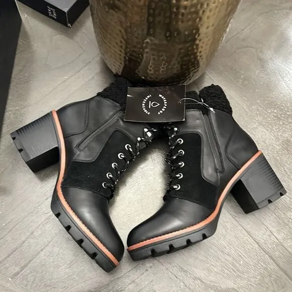 Naturalizer Val Waterproof Ankle Boot