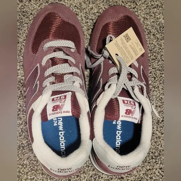 New Balance 574 Core Pack - Burgundy Womens Size 5.5 (Big Kid Size 4)