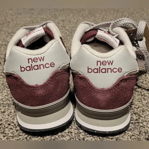 New Balance 574 Core Pack - Burgundy Womens Size 5.5 (Big Kid Size 4)