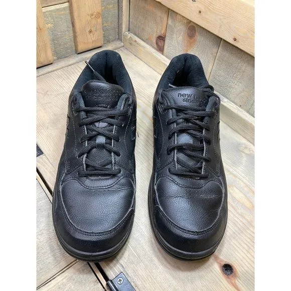 NEW Balance 812 Mens Size 9.5D Black Leather Walking Shoes MW812BK