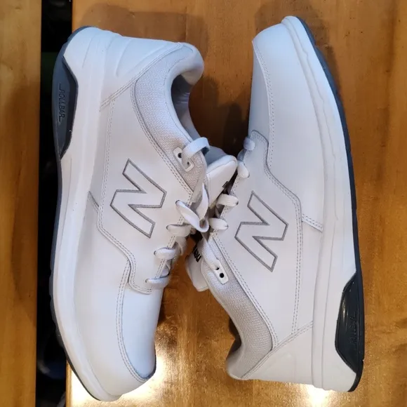 New Balance 813 men's size 10 white walking shoes