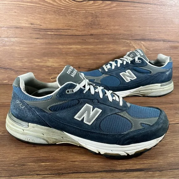 New Balance 993 Blue Suede Sneakers Men’s Size 11.5 2E Vintage Shoes Dad Shoes