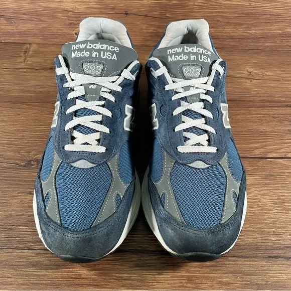New Balance 993 Blue Suede Sneakers Men’s Size 11.5 2E Vintage Shoes Dad Shoes