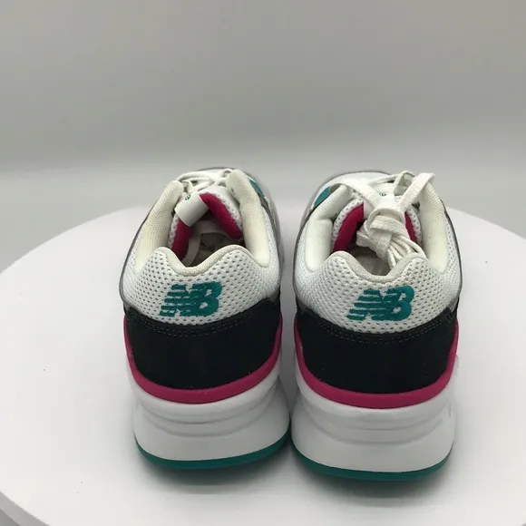 New Balance  997H  mens  Teal and Pink Sneakers size 9.5 US